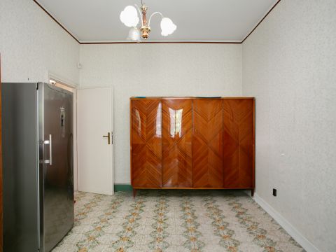 Via Pietro D'Assisi, 5 - Roma