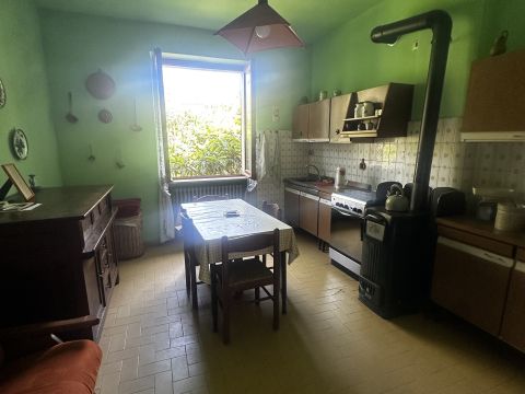 Via Alcide de Gasperi, 14 - Varzi