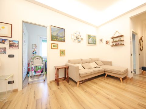 Via Cesare Cabella, 22d - Genova