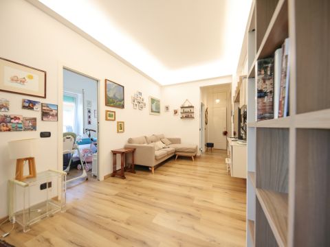 Via Cesare Cabella, 22d - Genova