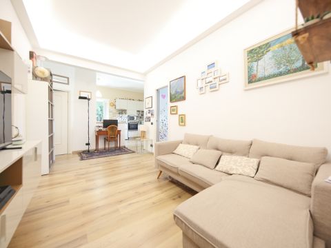 Via Cesare Cabella, 22d - Genova