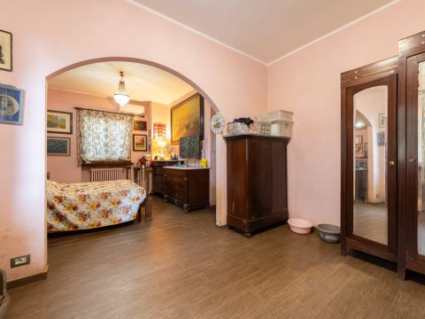 Viale Grigna, 28 - Camparada