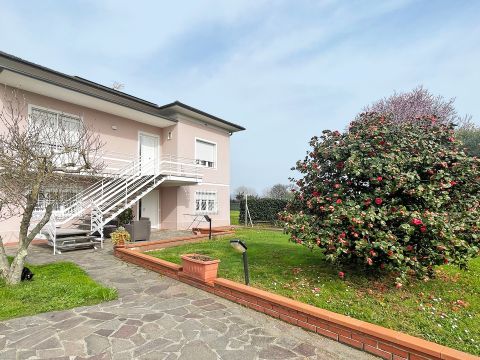 Via Delle Cornacchie - Lucca