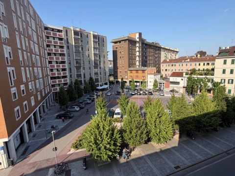 Via Trieste, 12 - Padova