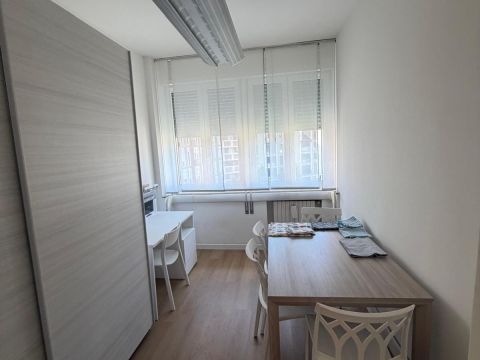 Via Trieste, 12 - Padova
