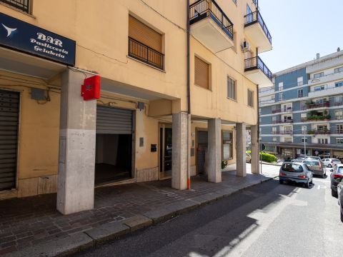 Via Mario Greco, 58 - Catanzaro