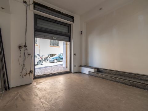 Via Mario Greco, 58 - Catanzaro