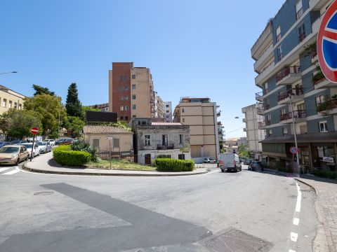 Via Mario Greco, 58 - Catanzaro