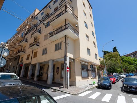 Via Mario Greco, 58 - Catanzaro