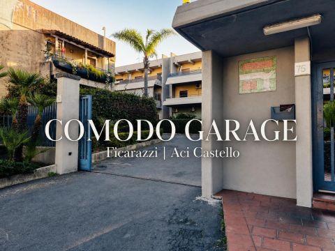 Via San Gregorio, 75 - Aci Castello
