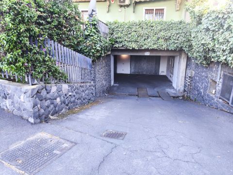 Via San Gregorio, 75 - Aci Castello