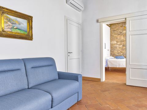 Via Cardinale A. Pacini, 12 - Capannori