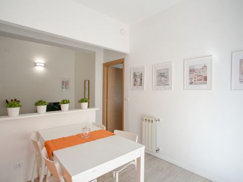 Via dei Torriani, 42 - Roma