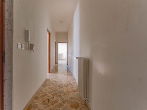 Via Taranto, 1 - Bari