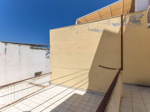 Via Taranto, 1 - Bari
