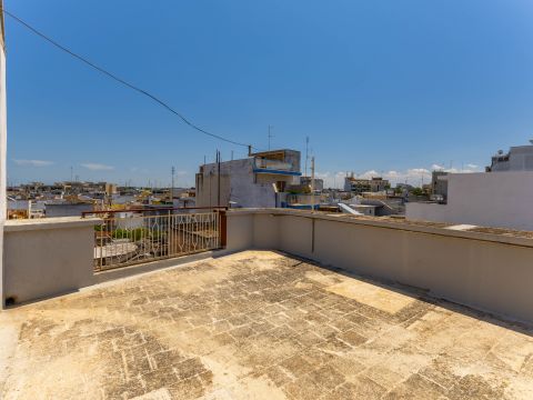 Via Taranto, 1 - Bari