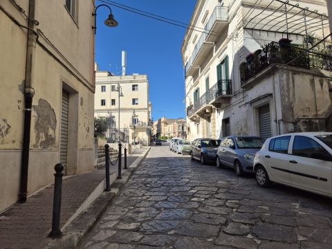 Via Vittorio Veneto, 57 - Gravina In Puglia