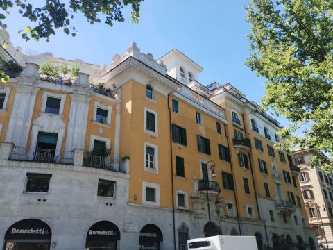 Piazza dell'Emporio, 11/a - Roma