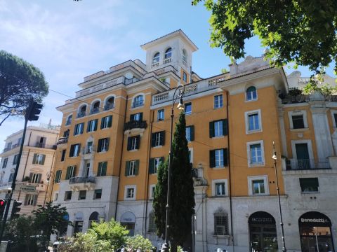 Piazza dell'Emporio, 11/a - Roma