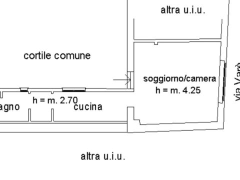 Via Luigi Mercantini, 25 - Milano