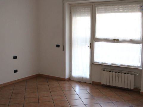 Via Luigi Kossuth, 38 - Roma