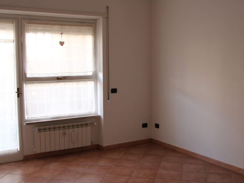 Via Luigi Kossuth, 38 - Roma
