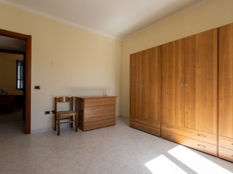 Via Alberto de Nobili, 5 - Catanzaro