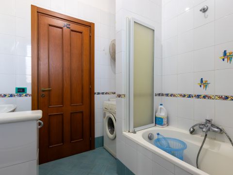Via Alberto de Nobili, 5 - Catanzaro