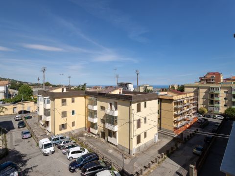 Via Alberto de Nobili, 5 - Catanzaro