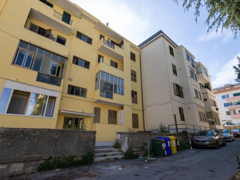 Via Alberto de Nobili, 5 - Catanzaro