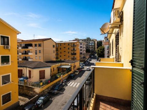 Via Alberto de Nobili, 5 - Catanzaro