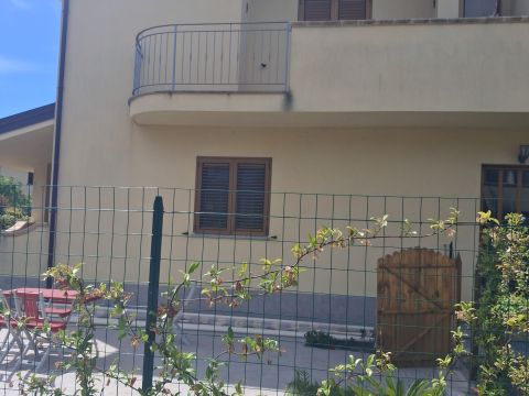Via Porto delle Grazie - Caulonia