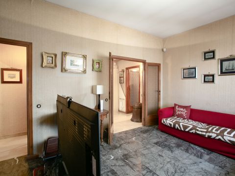 Via Luigi Kossuth, 28 - Roma