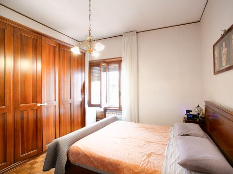 Via Luigi Kossuth, 28 - Roma