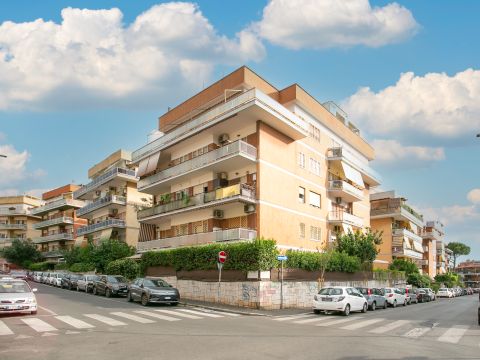 Via Luigi Kossuth, 28 - Roma