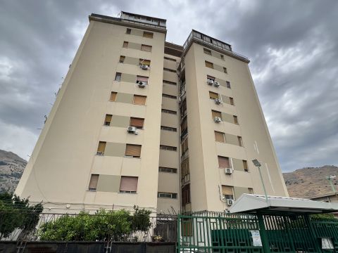 Viale Piazza Armerina, 2 - Palermo