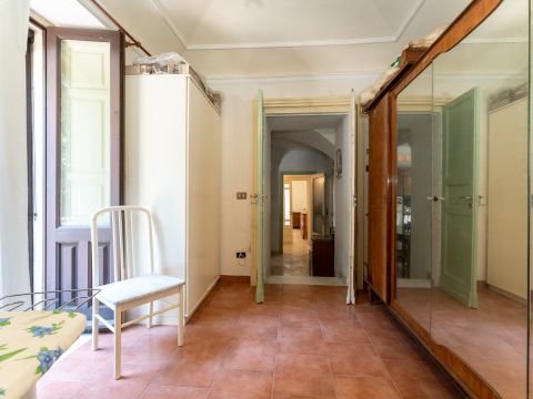 Via Montesano, 5 - Catania