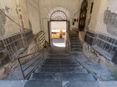 Via Montesano, 5 - Catania