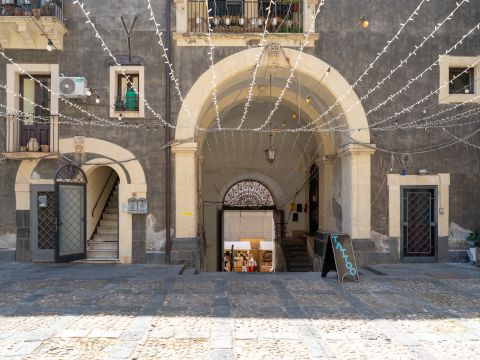 Via Montesano, 5 - Catania