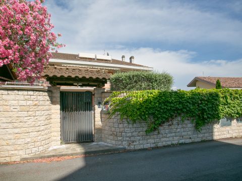 Via Arizzano, 23 - Roma