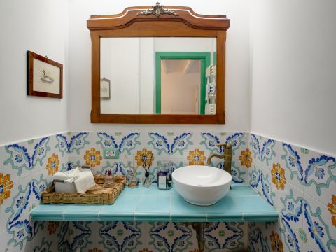 Via Arizzano, 23 - Roma