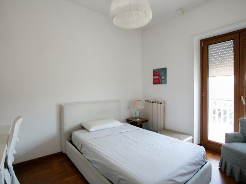 Via Arizzano, 23 - Roma