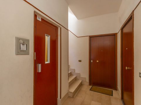 Via G. Lembo 11 - Bari