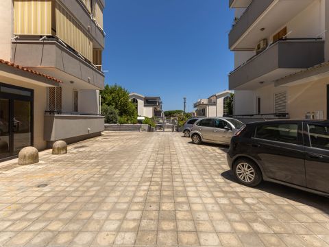 Via G. Lembo 11 - Bari