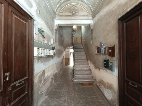 Via Aloi, 36 - Catania