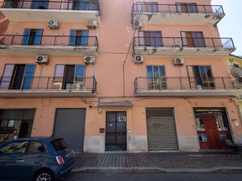 Via Ettore Vitale, 54 - Catanzaro