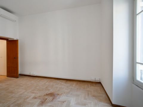Largo Arenula, 11 - Roma