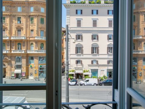 Largo Arenula, 11 - Roma