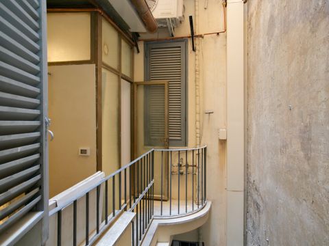 Largo Arenula, 11 - Roma