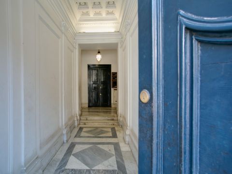 Largo Arenula, 11 - Roma